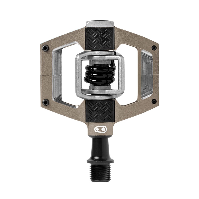 Crankbrothers Mallet Trail Dual Sided Clipless Platform Pedals – Aluminum, Champagne
