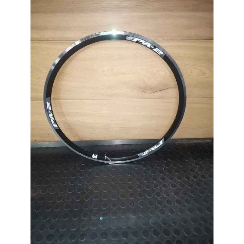 Giant Rim Pa-2 Front 16H
