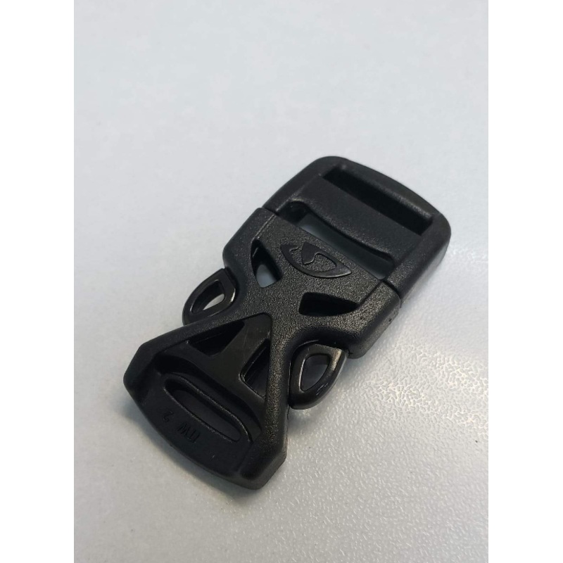 GIRO – HELMET BUCKLE (BLACK)