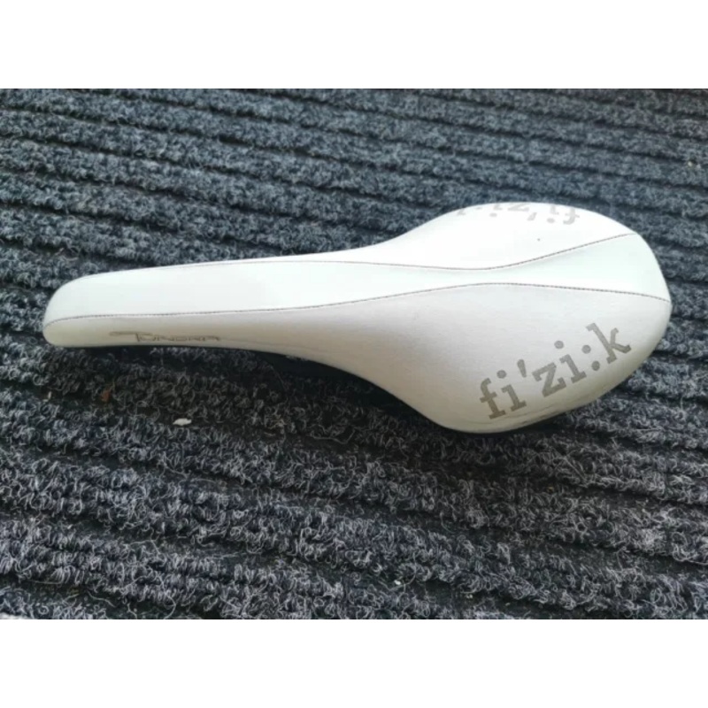 Fizik Saddle Tundra Mtb