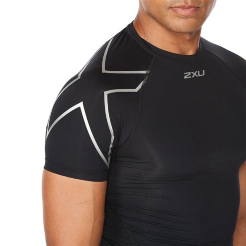 2Xu Top Compress Mens-White-S & M & L & XS & XL