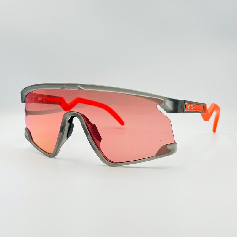 Oakley Sunglasses BXTR Mtt Grey Ink W/Prizm Trl Tch