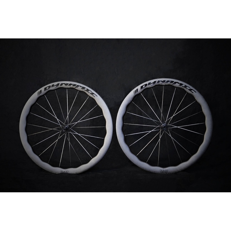 Dynamic 700C Velocity -45/50mm-Shimano / Dynamic 700C Velocity Carbon Spoke Wave Disc Wheelset-45/50mm-Shimano