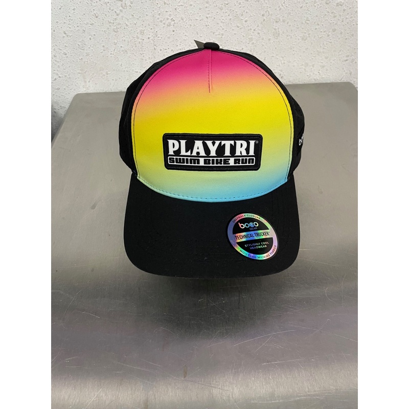 Playtri / BOCO Running Trucker Hat – Rainbow