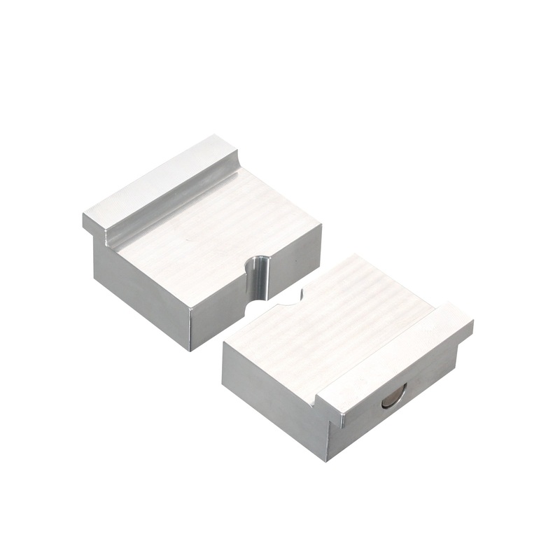 Ohlins Shaft Clamp – 8mm – For TTX1Air, TTX2Air, STX22 Rear Shocks