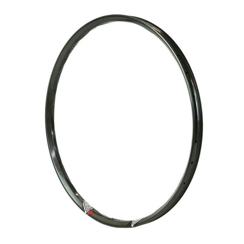 We Are One Triad Carbon Rim – 29 – 28h